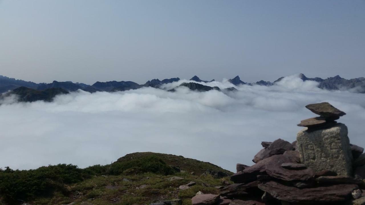 Gite De Montagne Du Plateau De Lhers- Accueil Randonneurs Accous Esterno foto